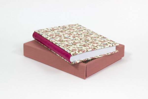Libro romántico con estuche