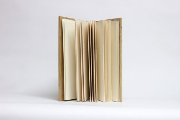 Libro de madera de haya