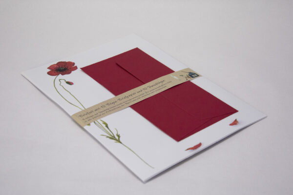 Papel de cartas con dibujo de amapola